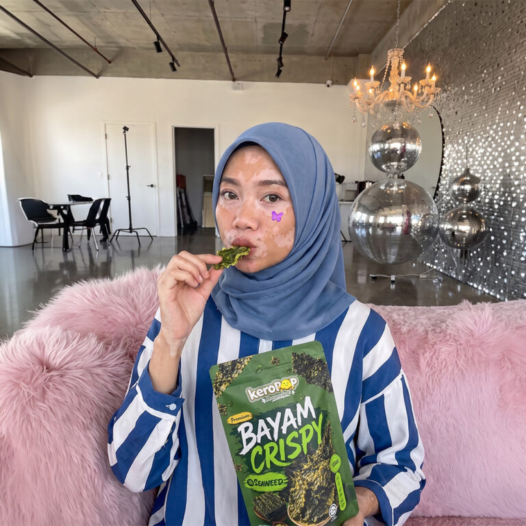 Keropop Seaweed with Model